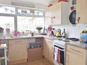 Kitchen- click for photo gallery